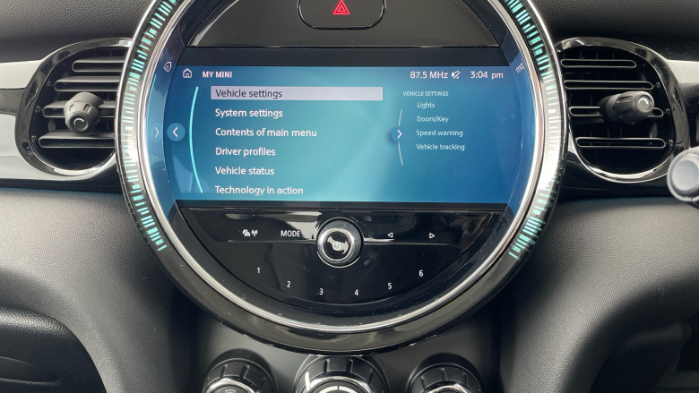 MINI Hatchback 1.5 Cooper Classic 3dr Petrol Hatchback